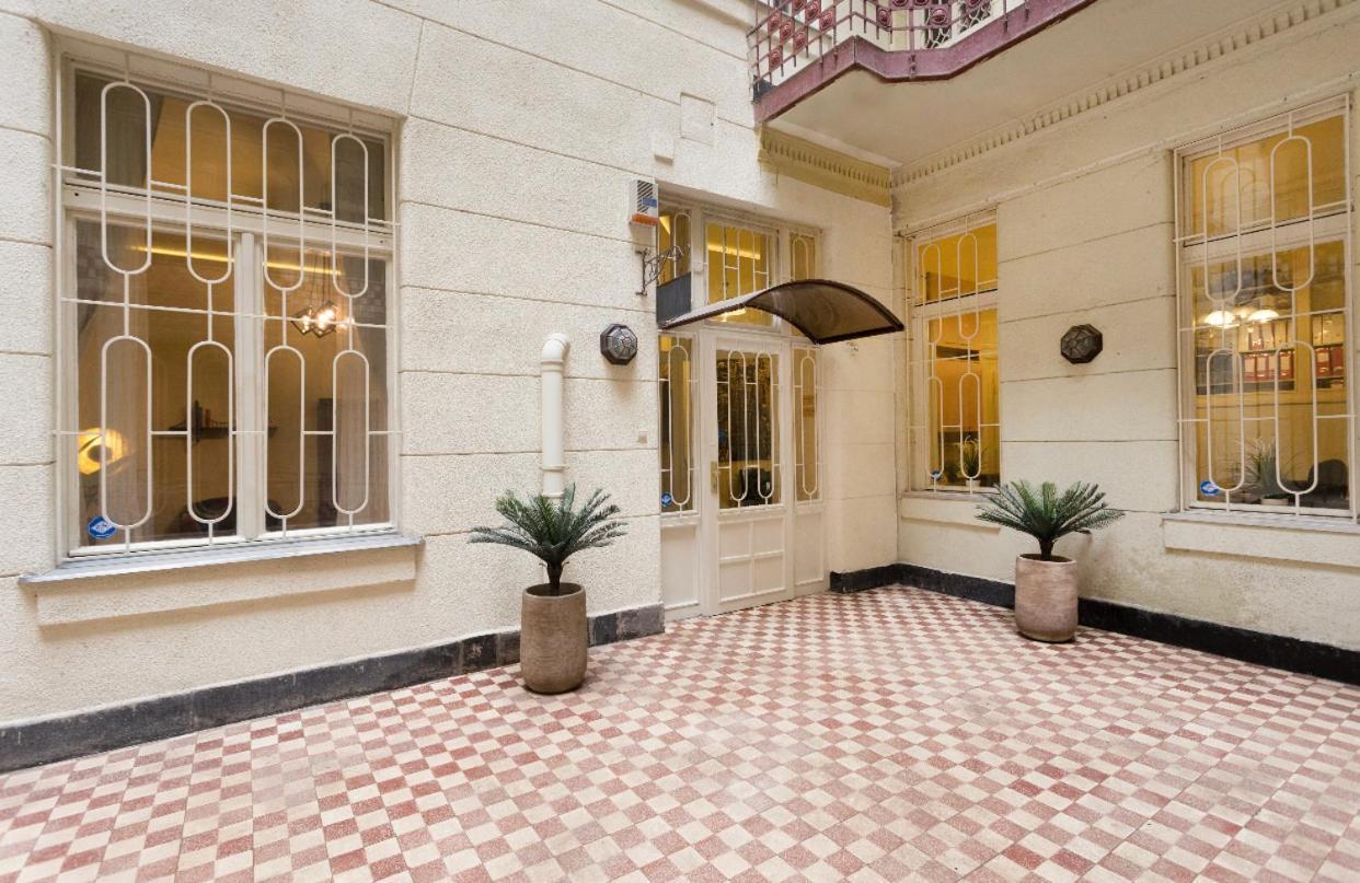 The Best Mondain Apartment بودابست المظهر الخارجي الصورة